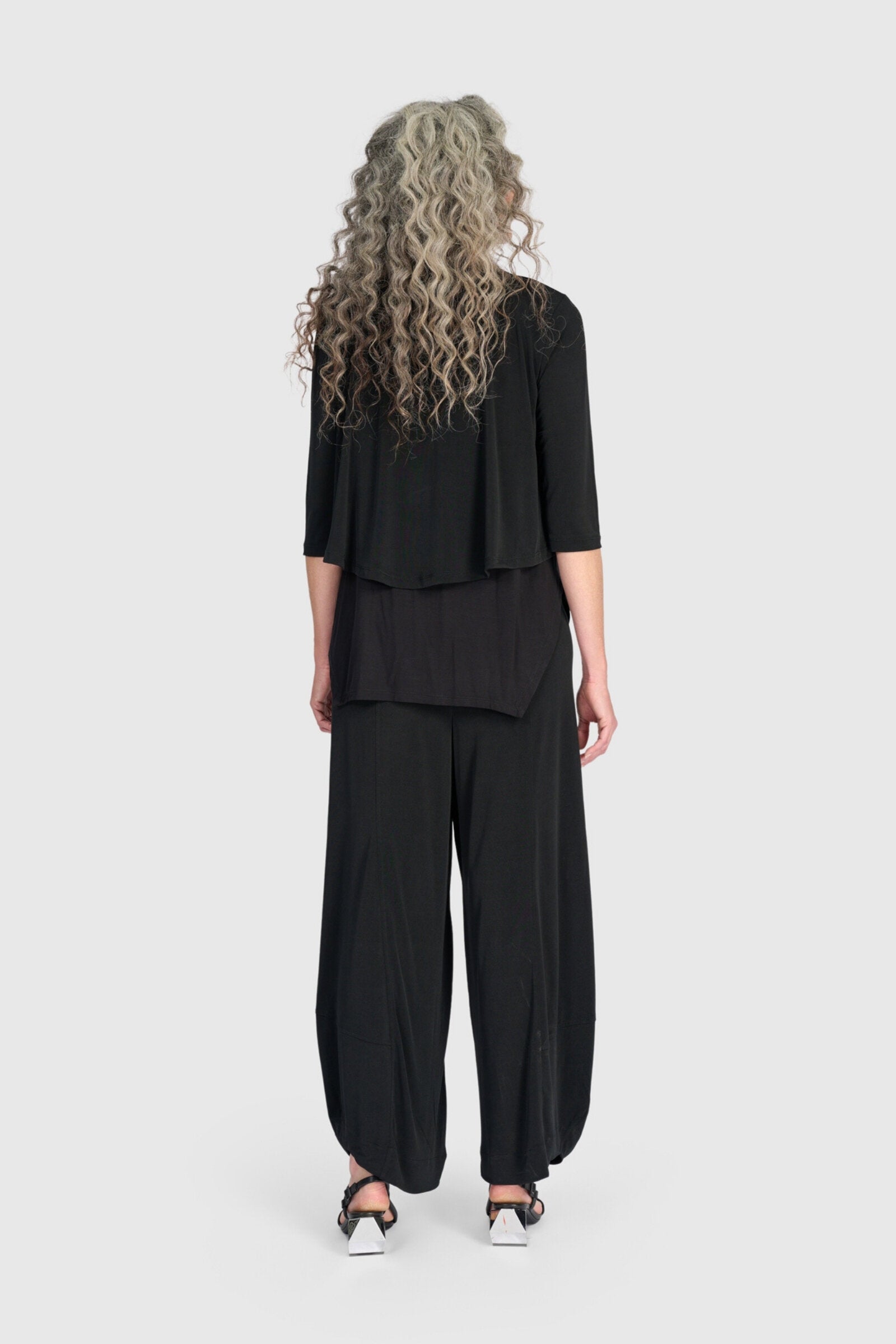 Essential Slinky Cropped Cardigan