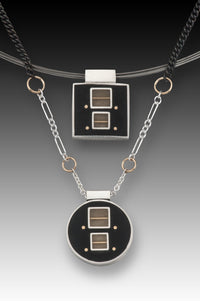 top: square, bottom: circle