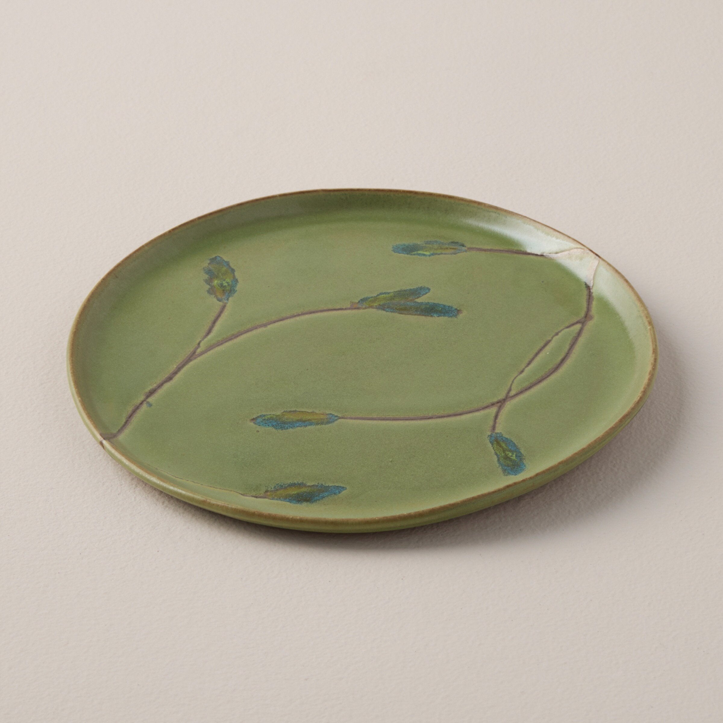 Cherry Leaf Dessert Plate Set