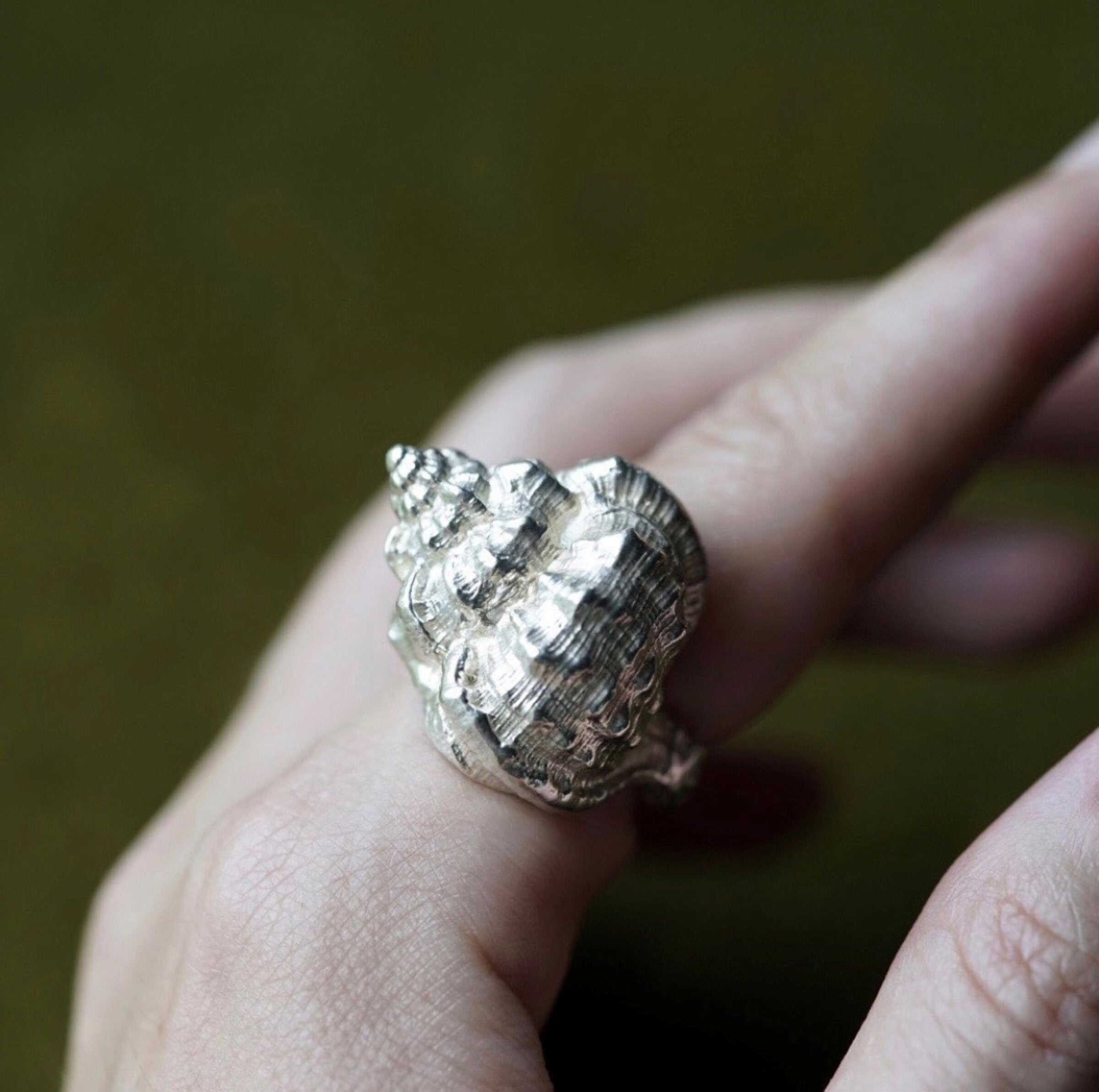 Molded Sea Shell Ring
