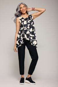 Black White Geo