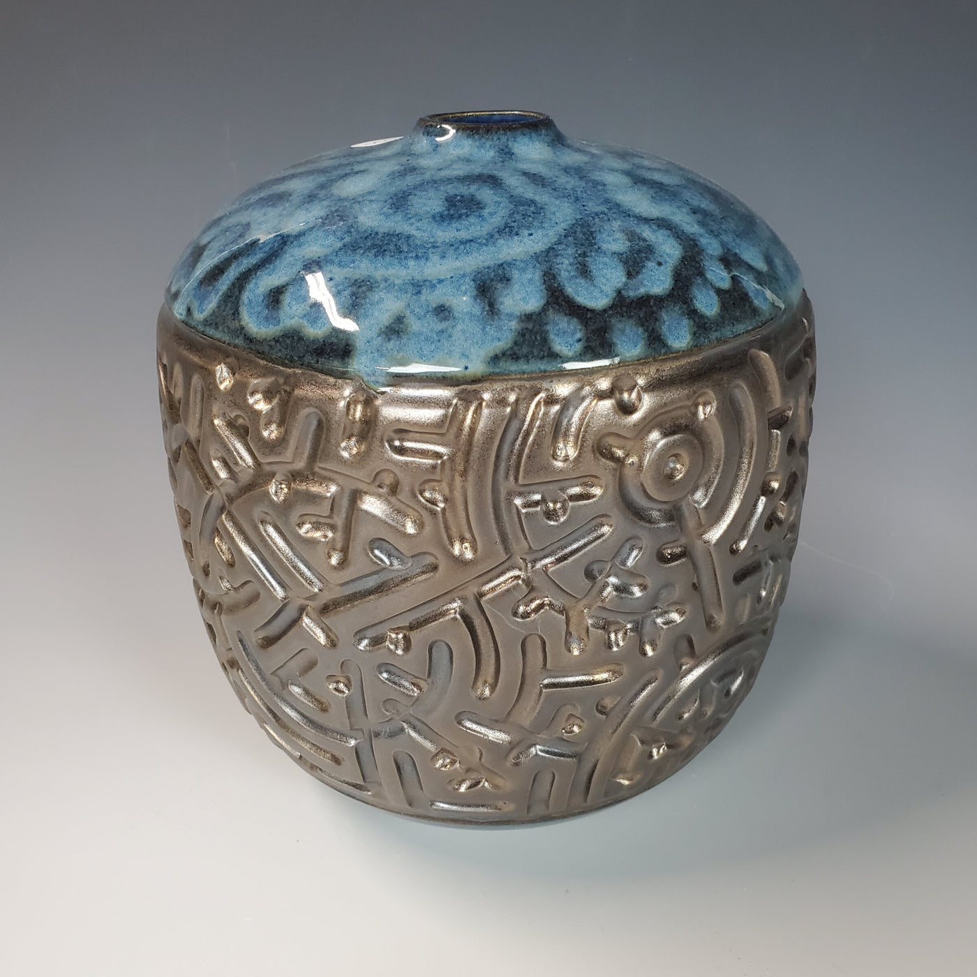 Closed Form Carved Moon Pot