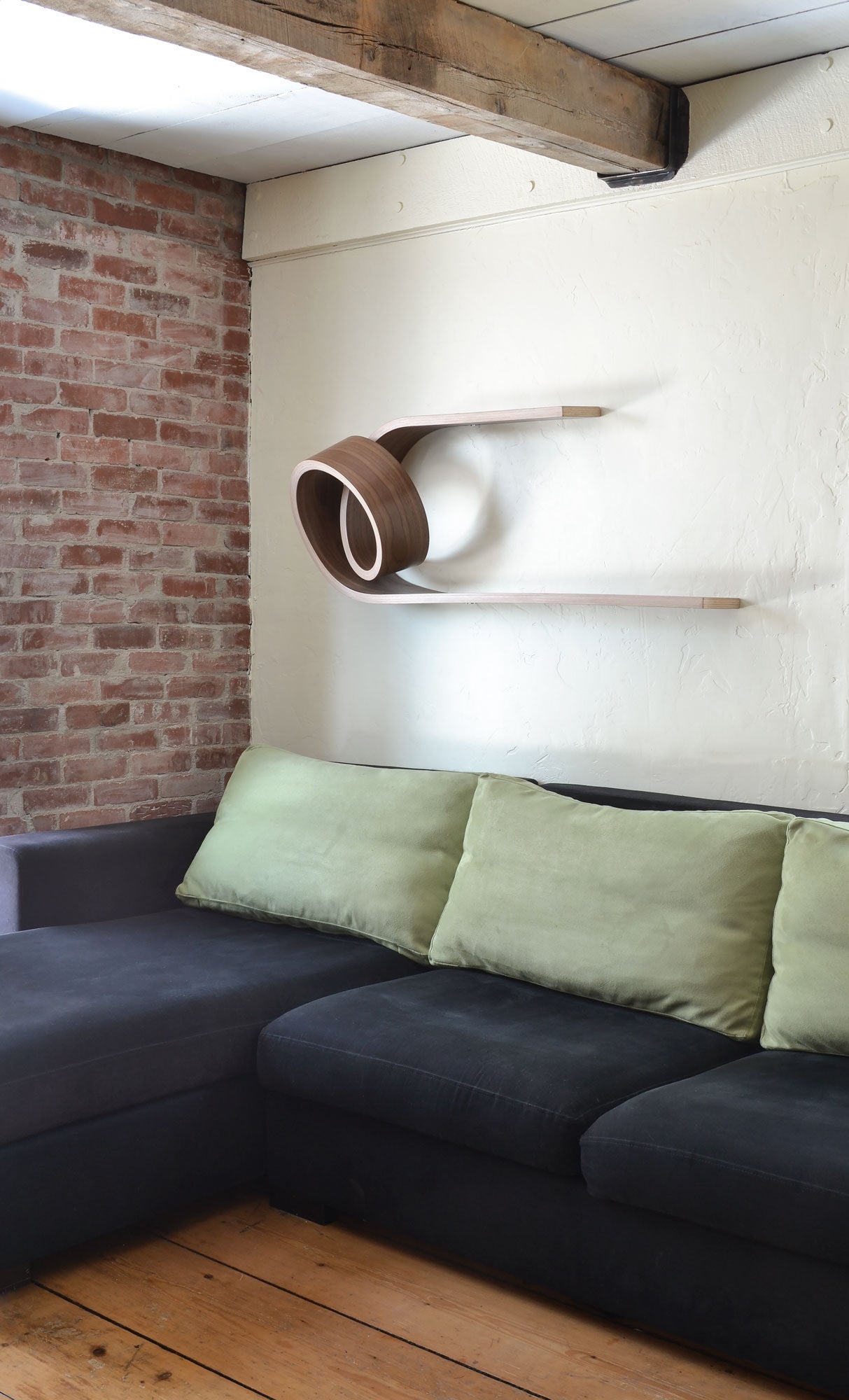 Simple Twist Shelf