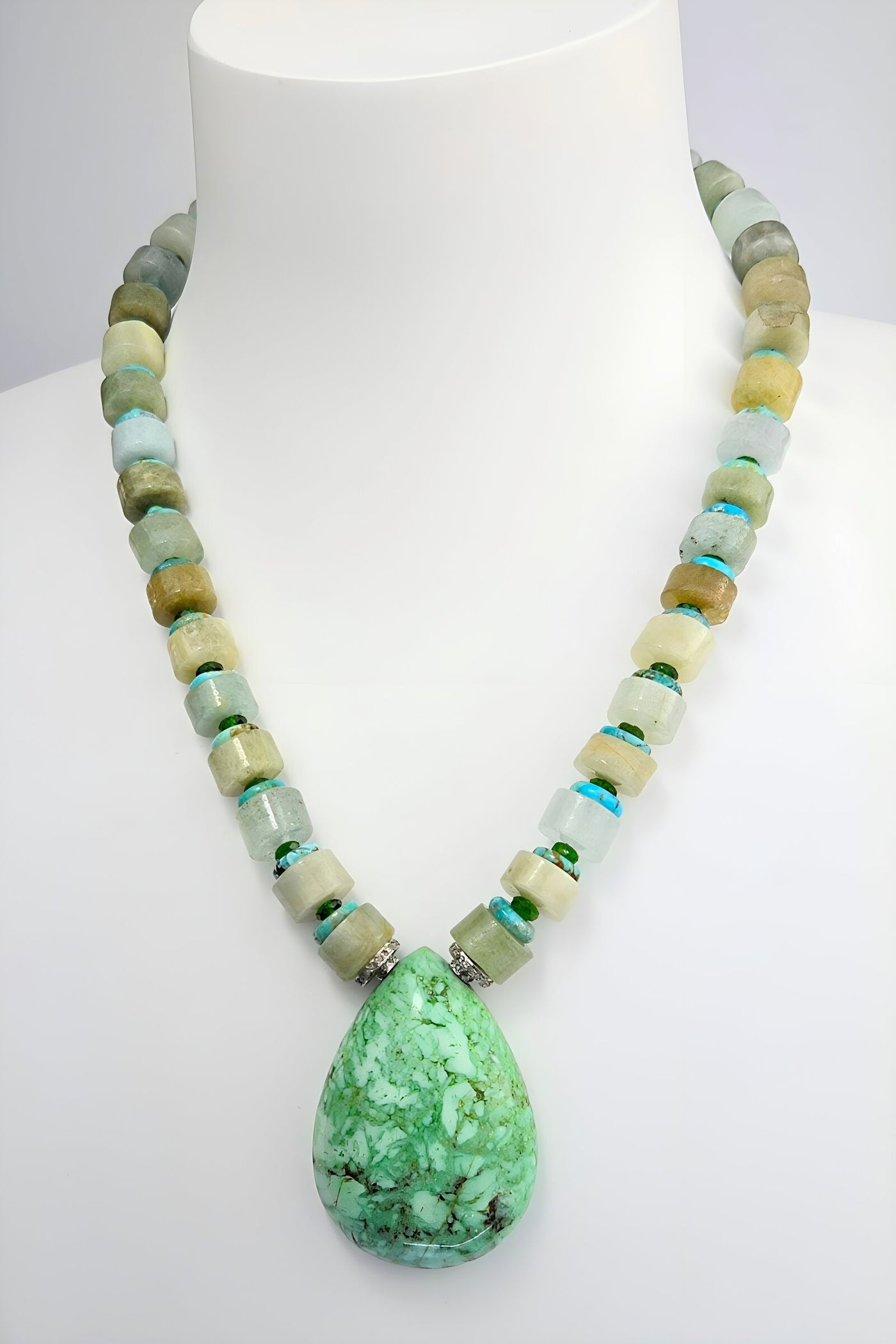 Carina Necklace