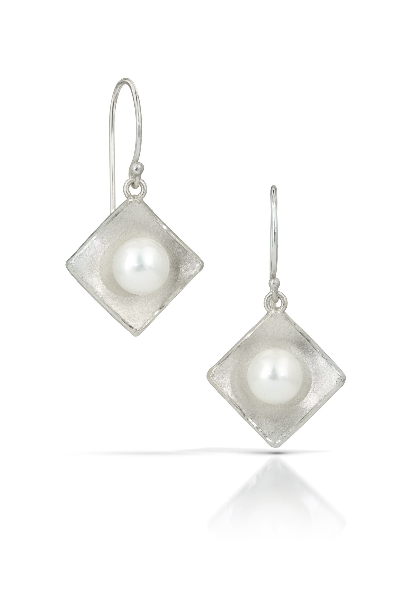 White Pearl, Large