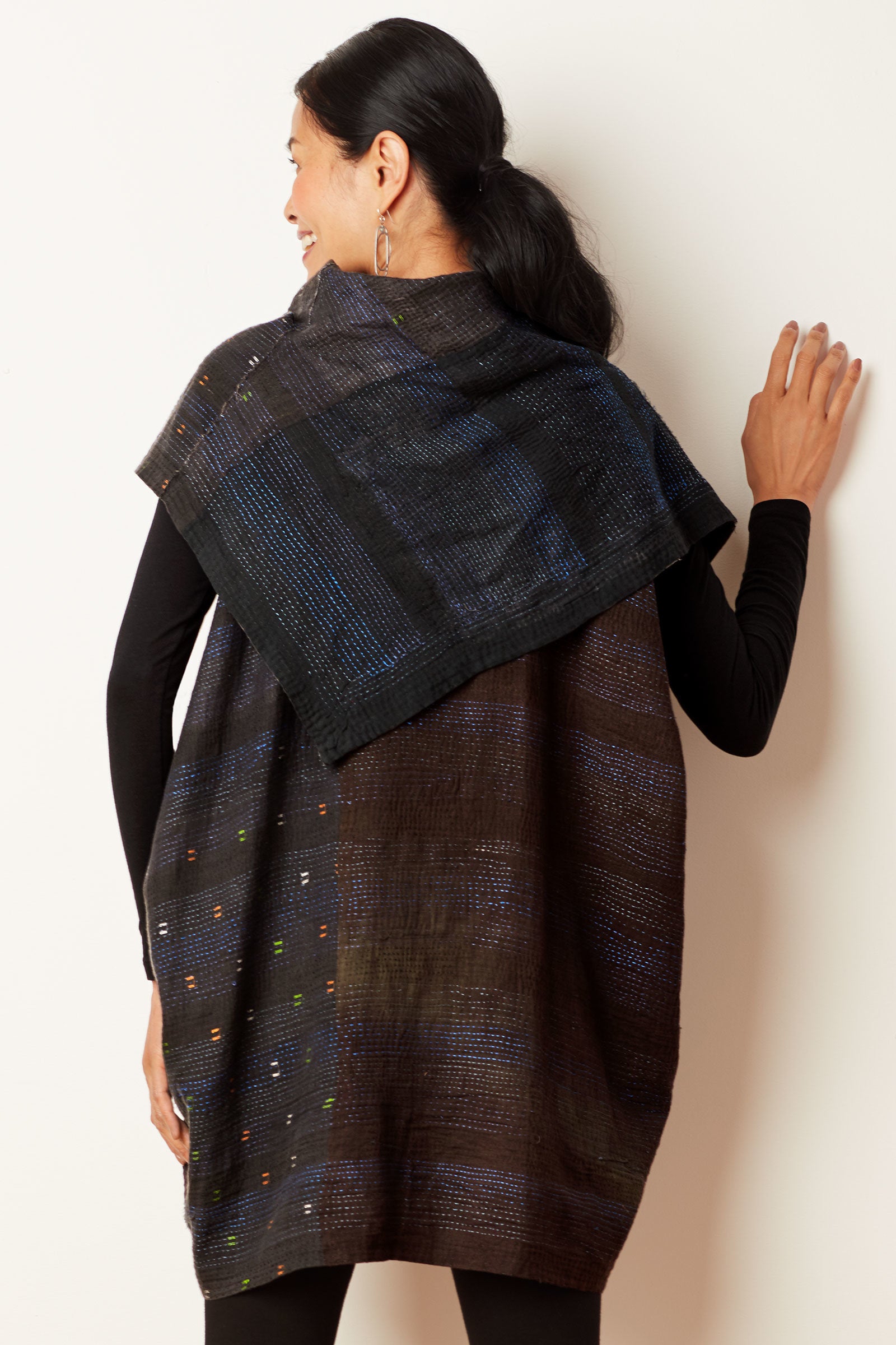 side 2, back view