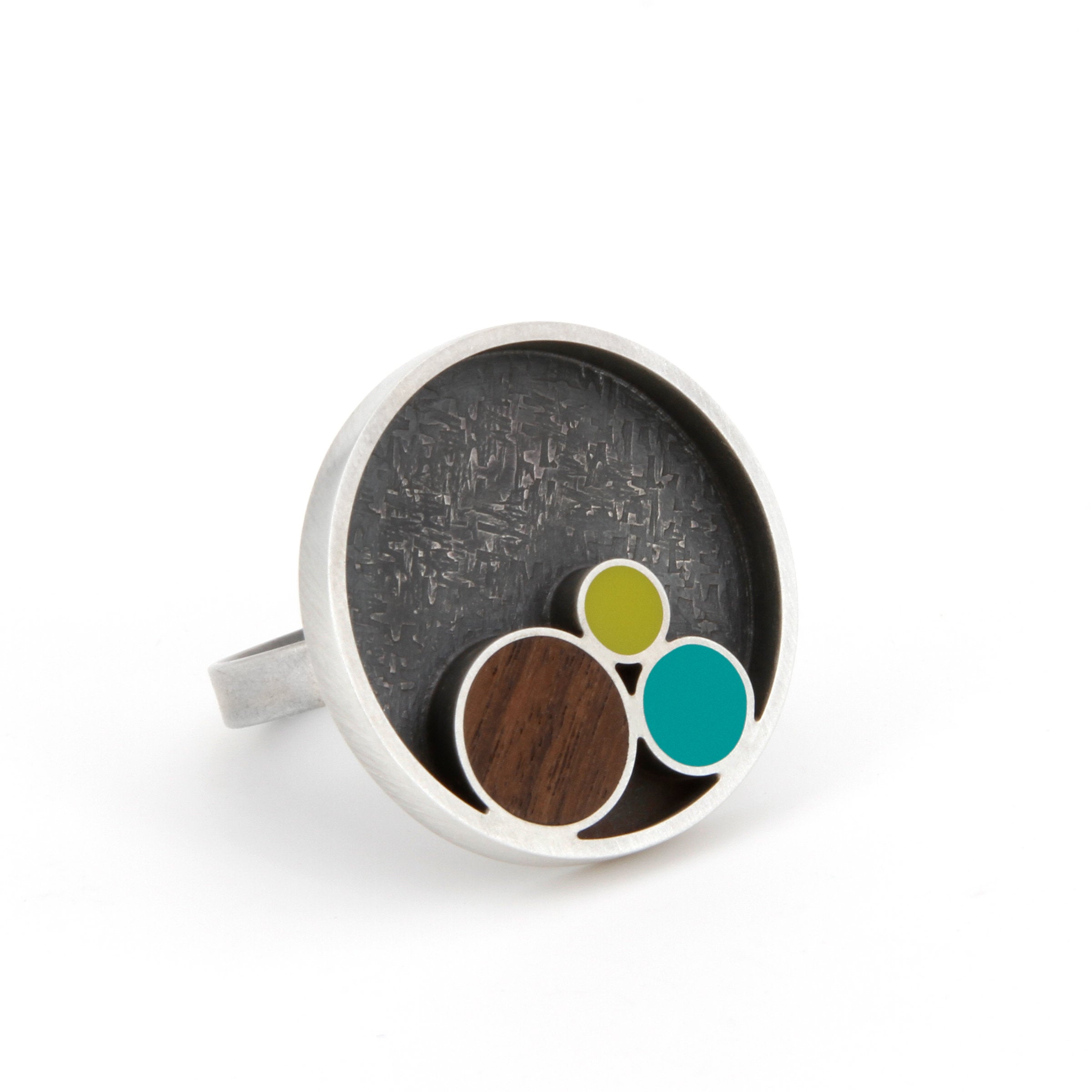 Nest Large Round Ring