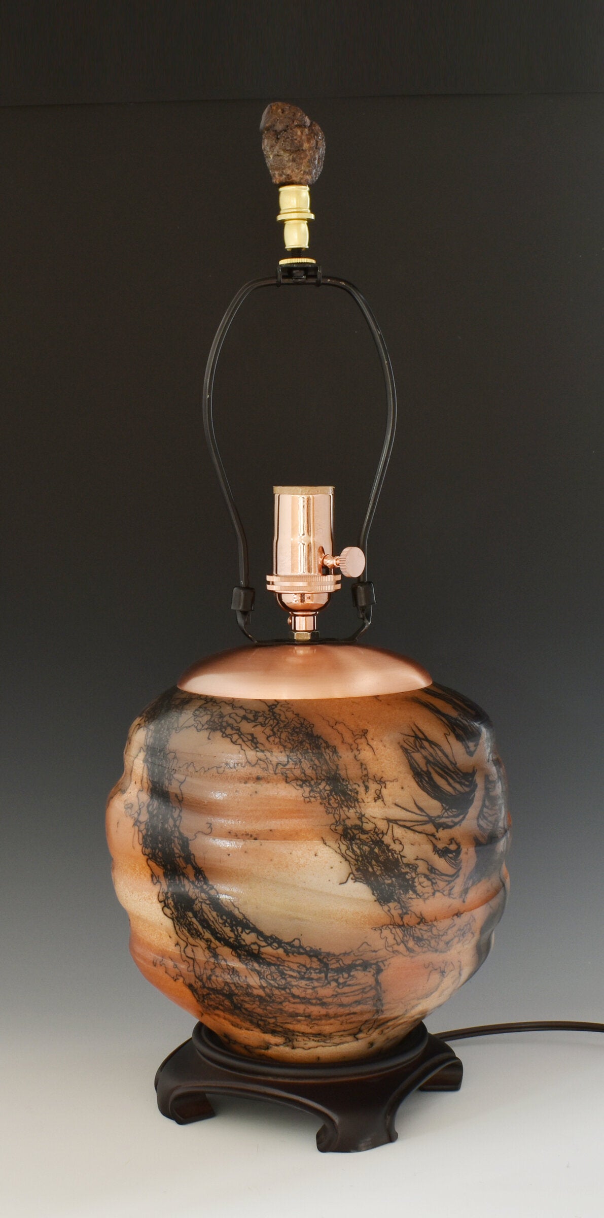 Horsehair Raku Stoneware Lamp with Amber Mica Shade