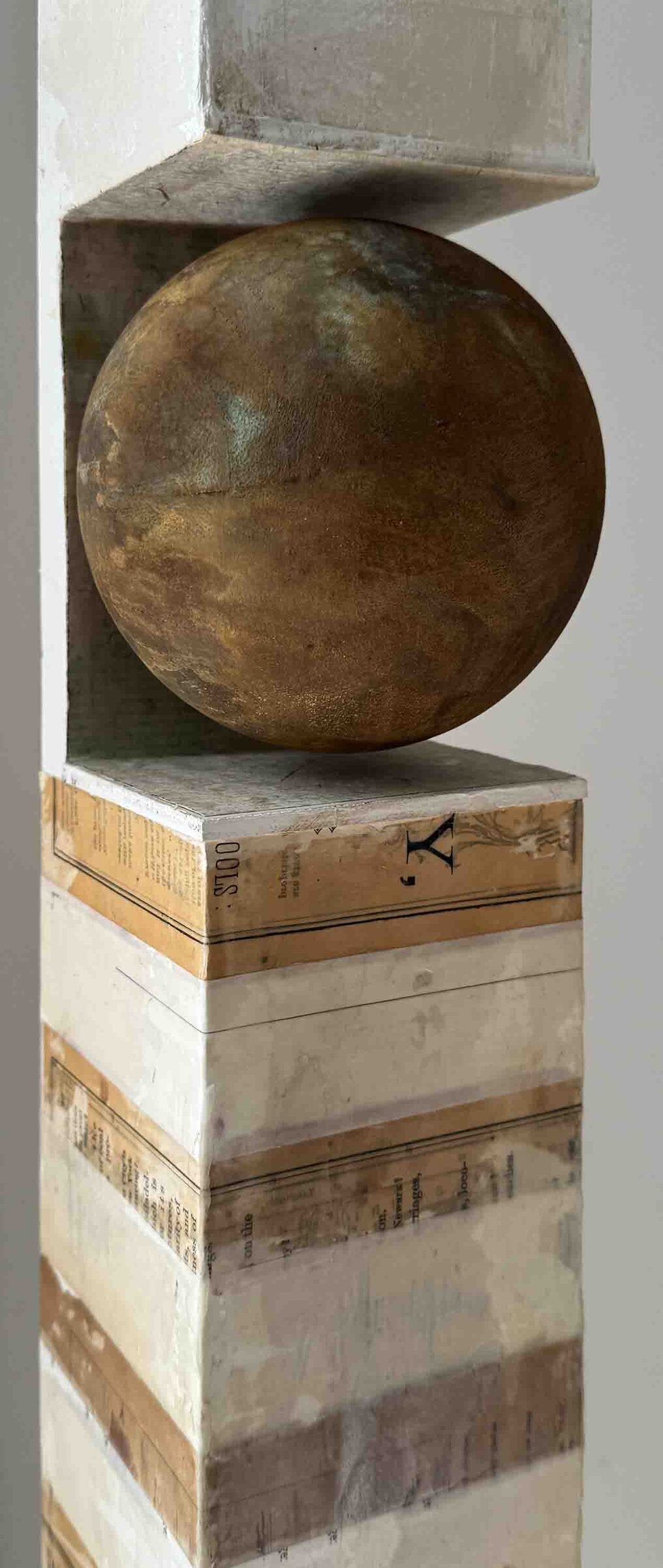 Wall Column with Orb