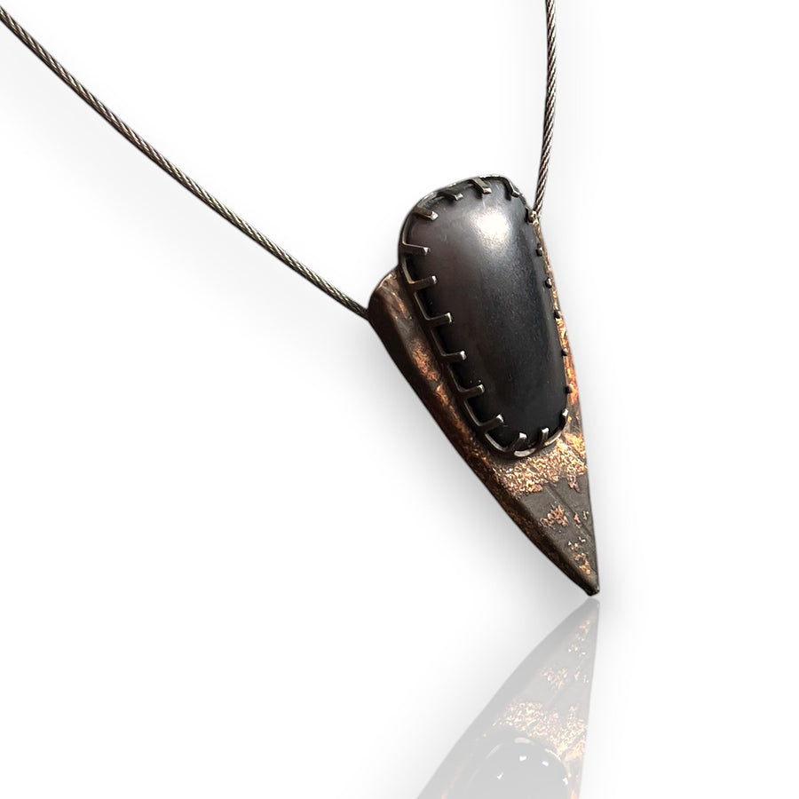 Apparition Pendant