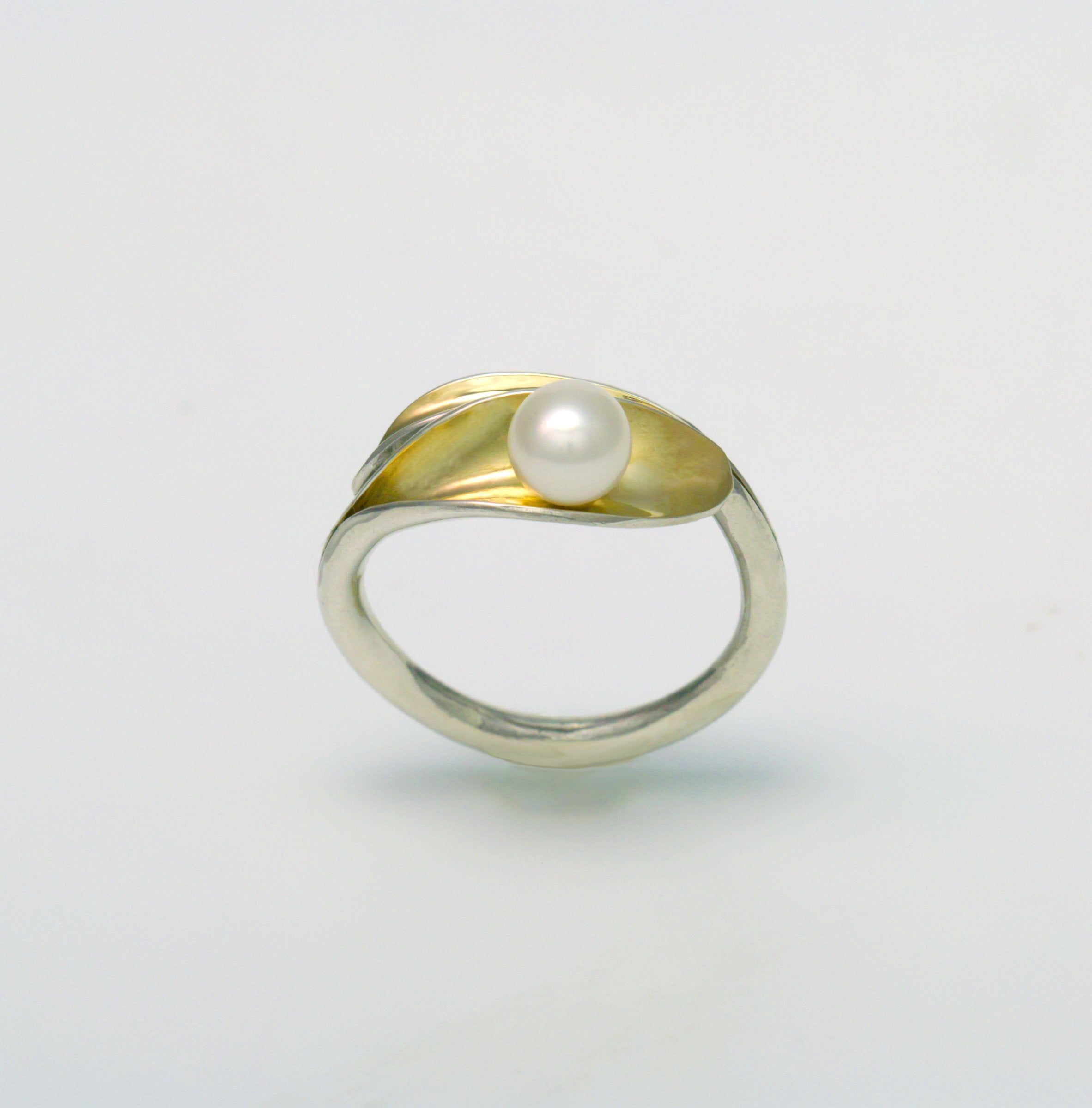 Leaves with Pearl Ring