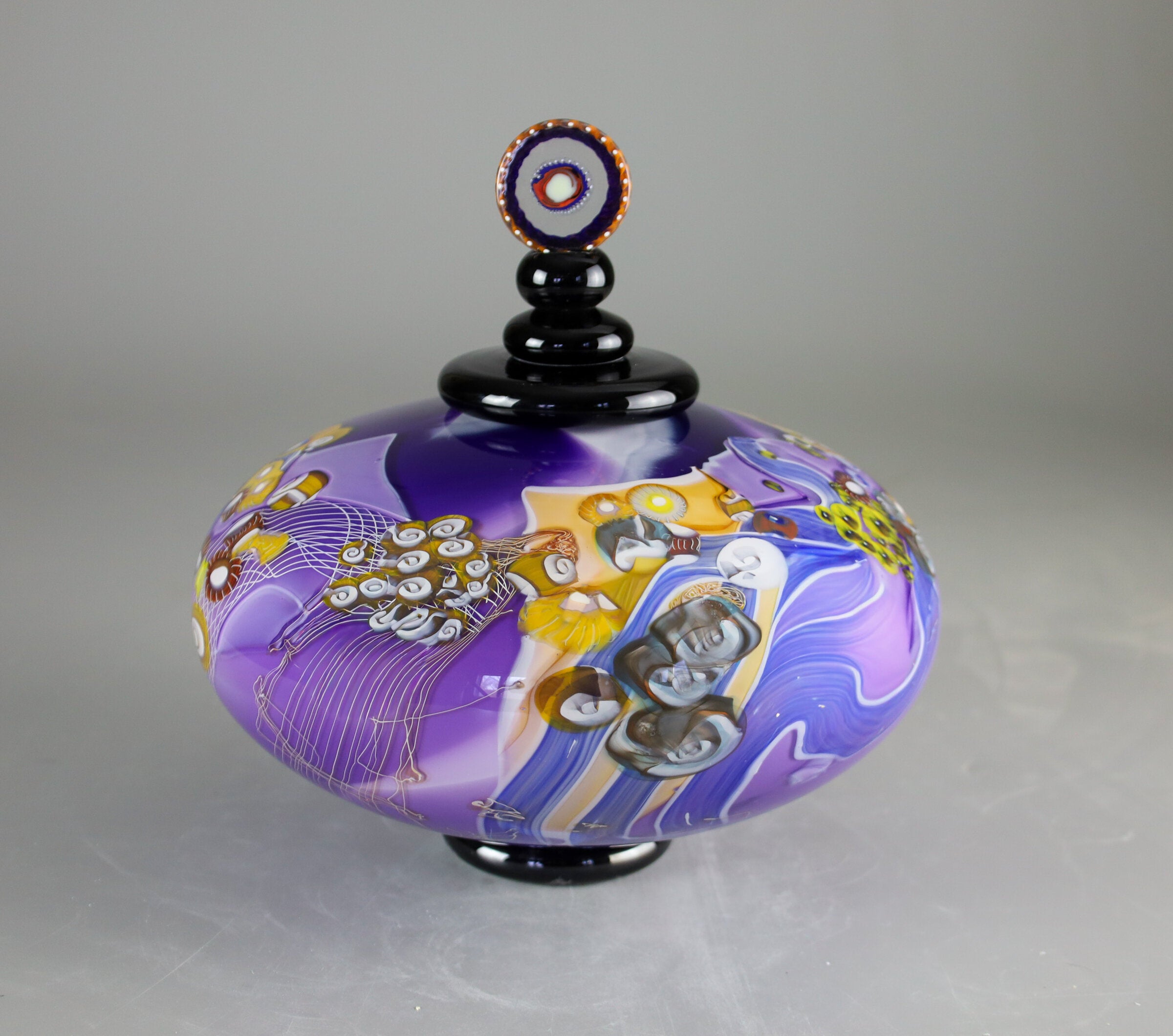 Color Field Lidded Disk in Deep Purple