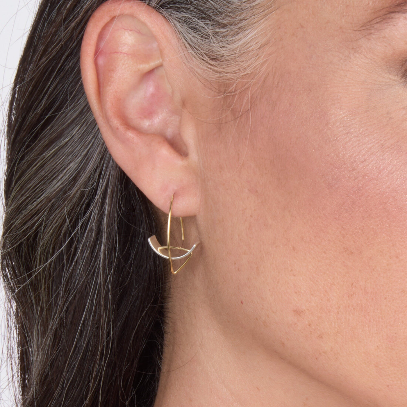 Matte Silver & 18k Gold Ear Wire