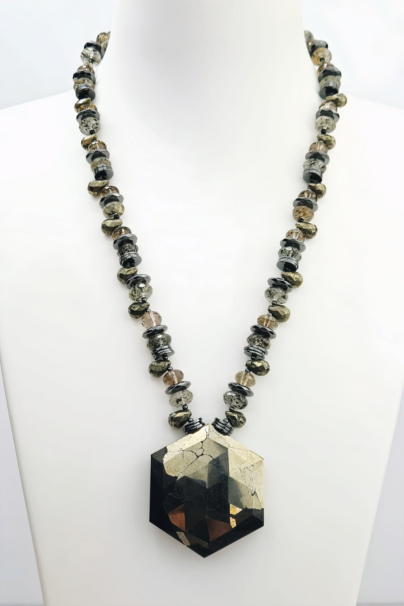 Palais Necklace