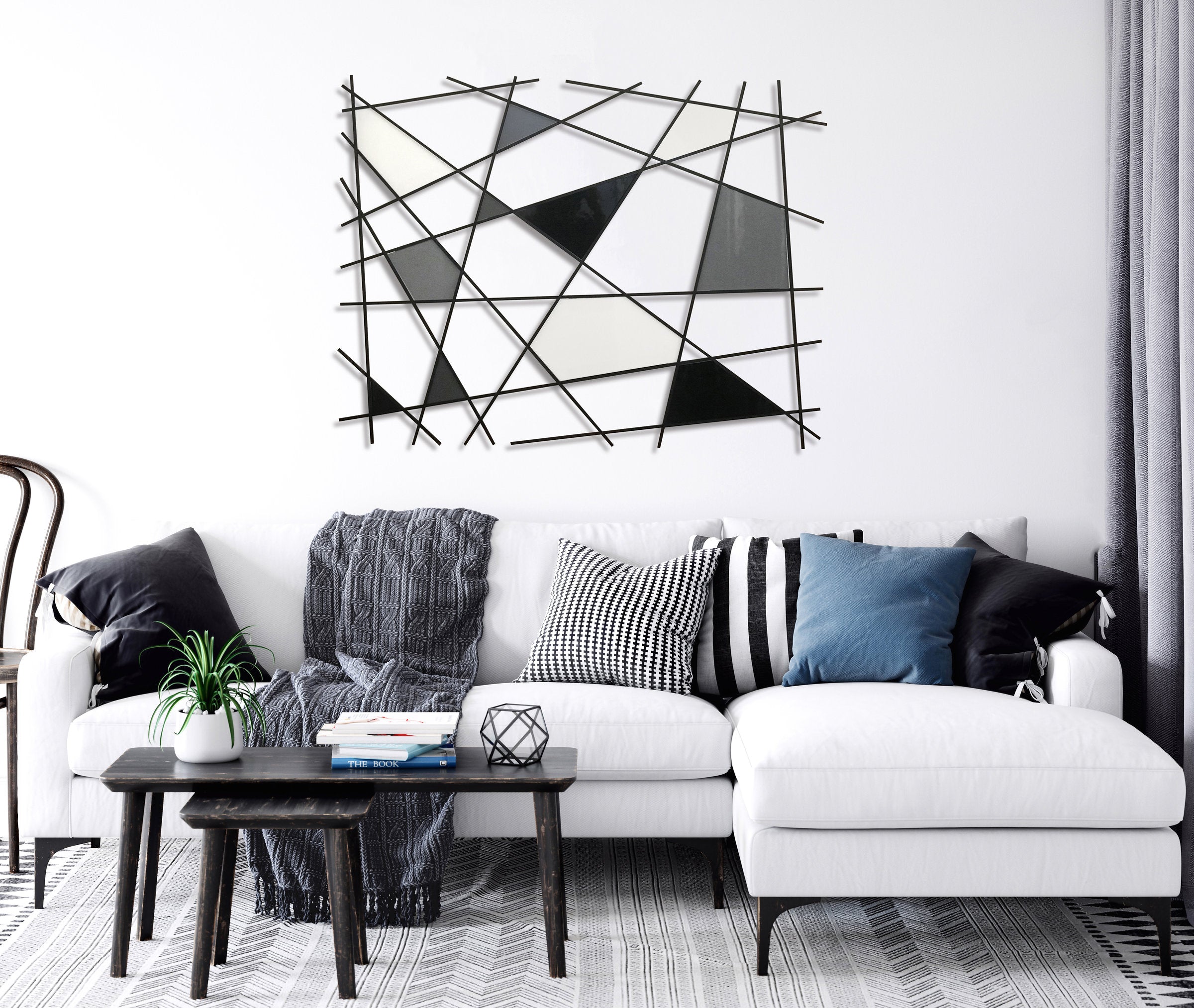 Triangulation B/W