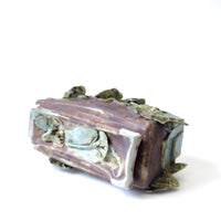 Moody Tassel Flower Brick