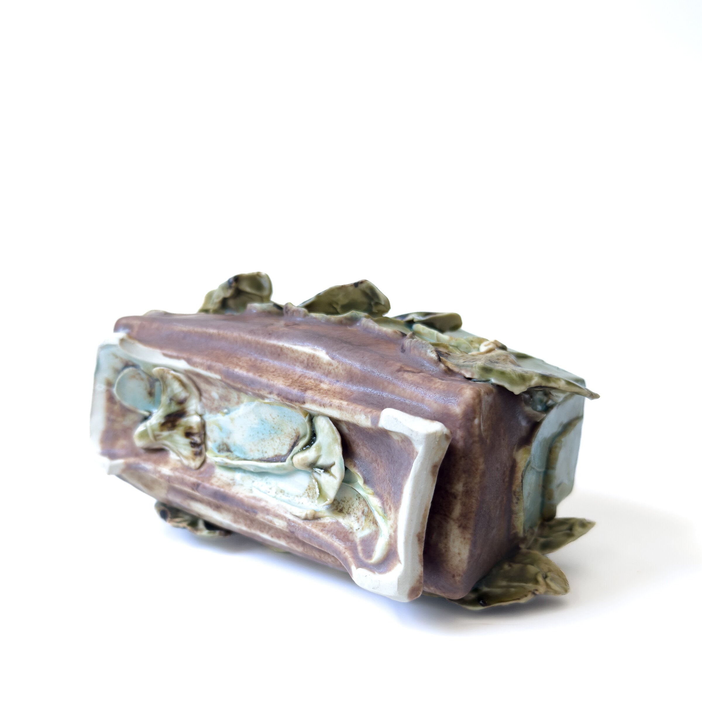Moody Tassel Flower Brick