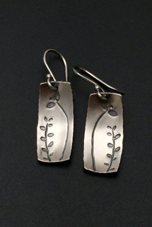 Echoes Rectangle Dangle