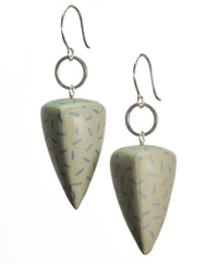 Celery with short lines