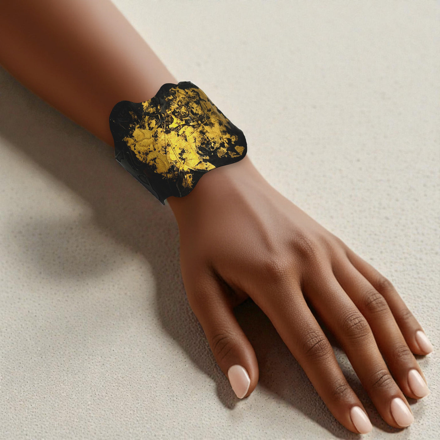 Yura Cuff