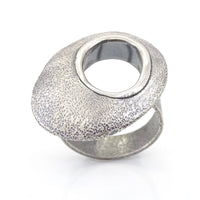 Pebble Oracle Ring