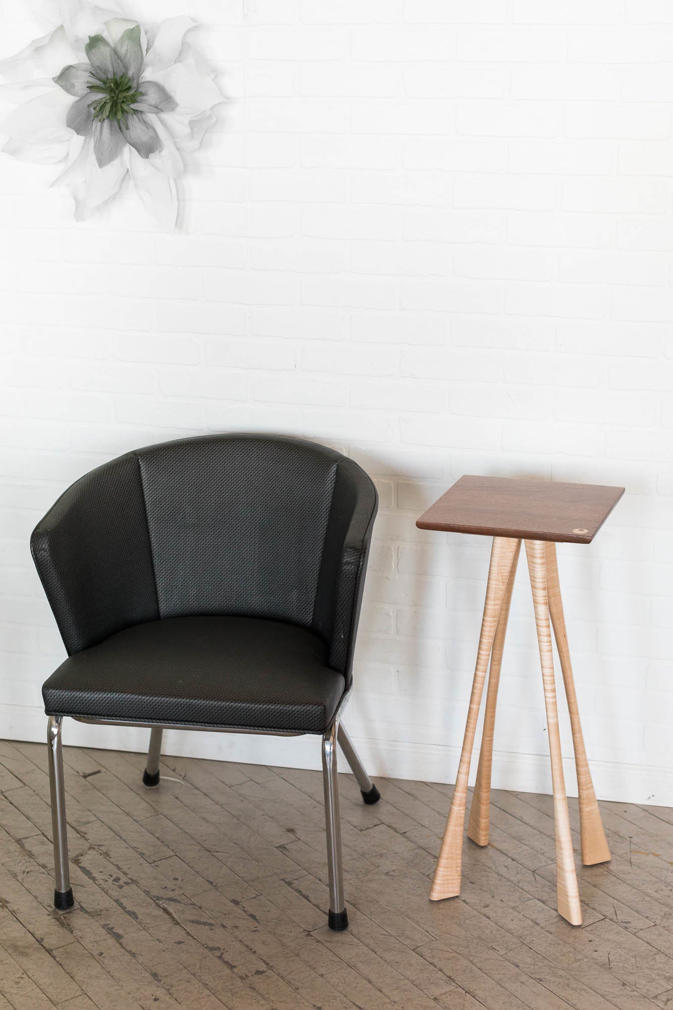 Auguste Table