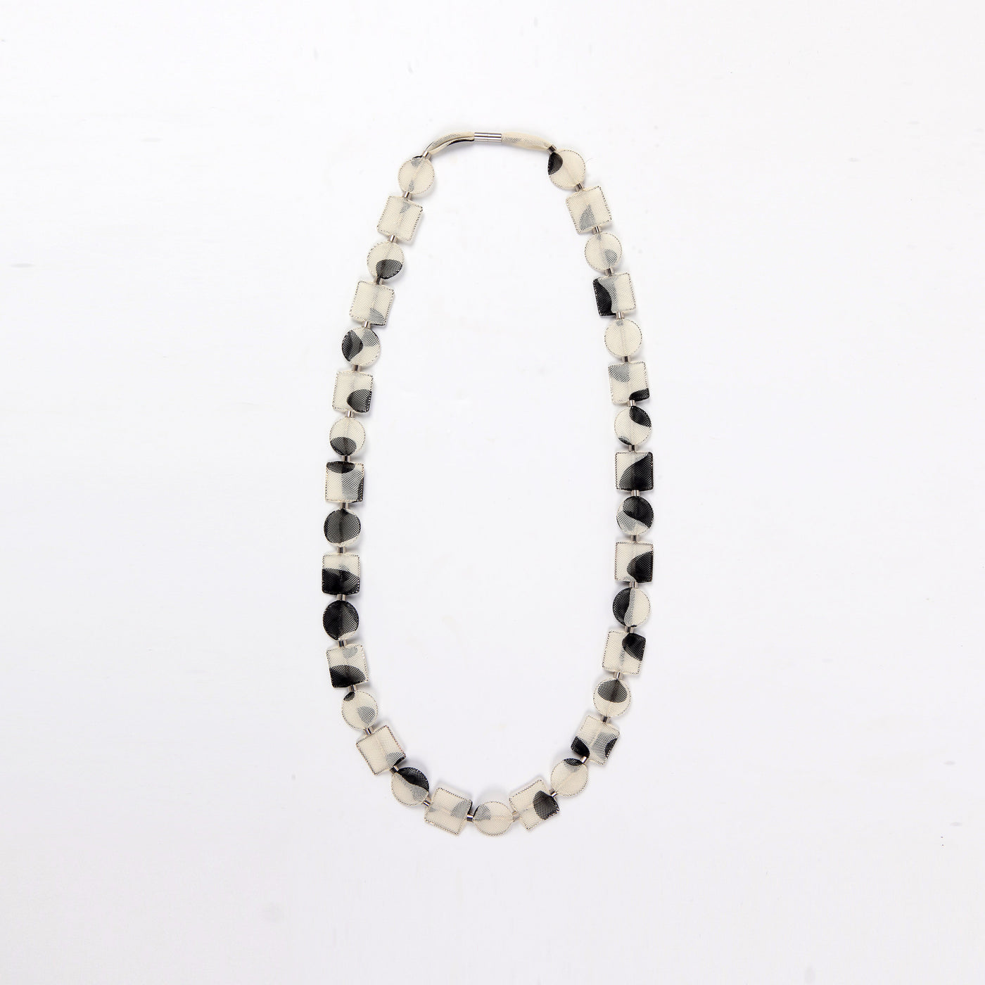 Polka Dots Black/Off-White