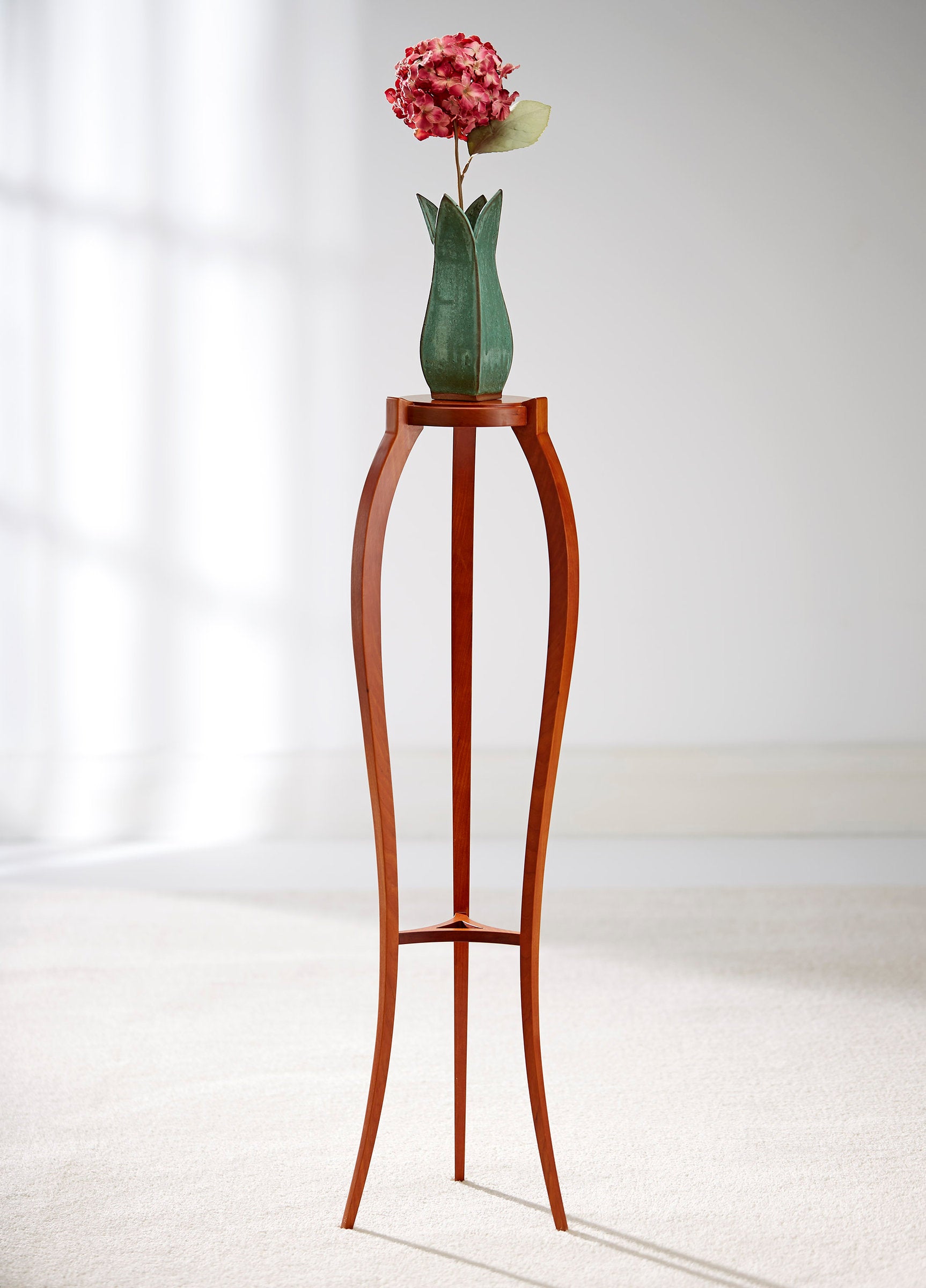 Mystic Serpentine Plant Stand