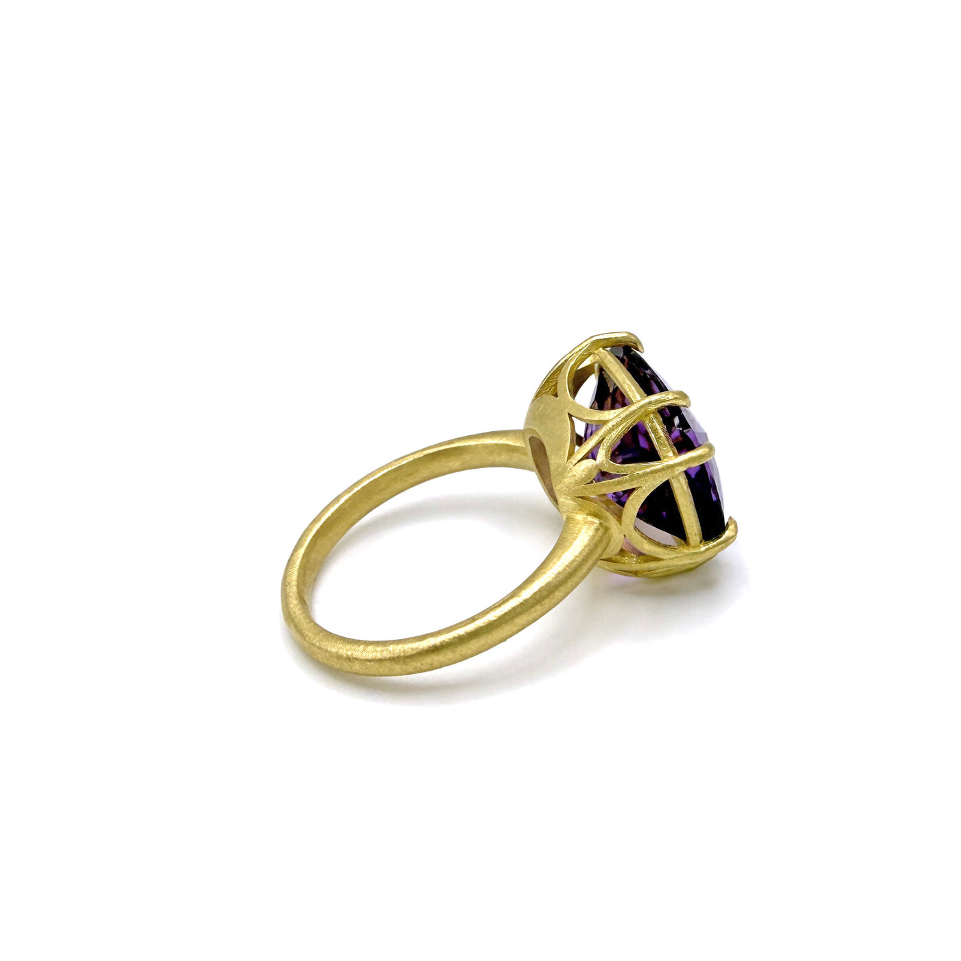 Cushion-Cut Amethyst Aqueduct Ring