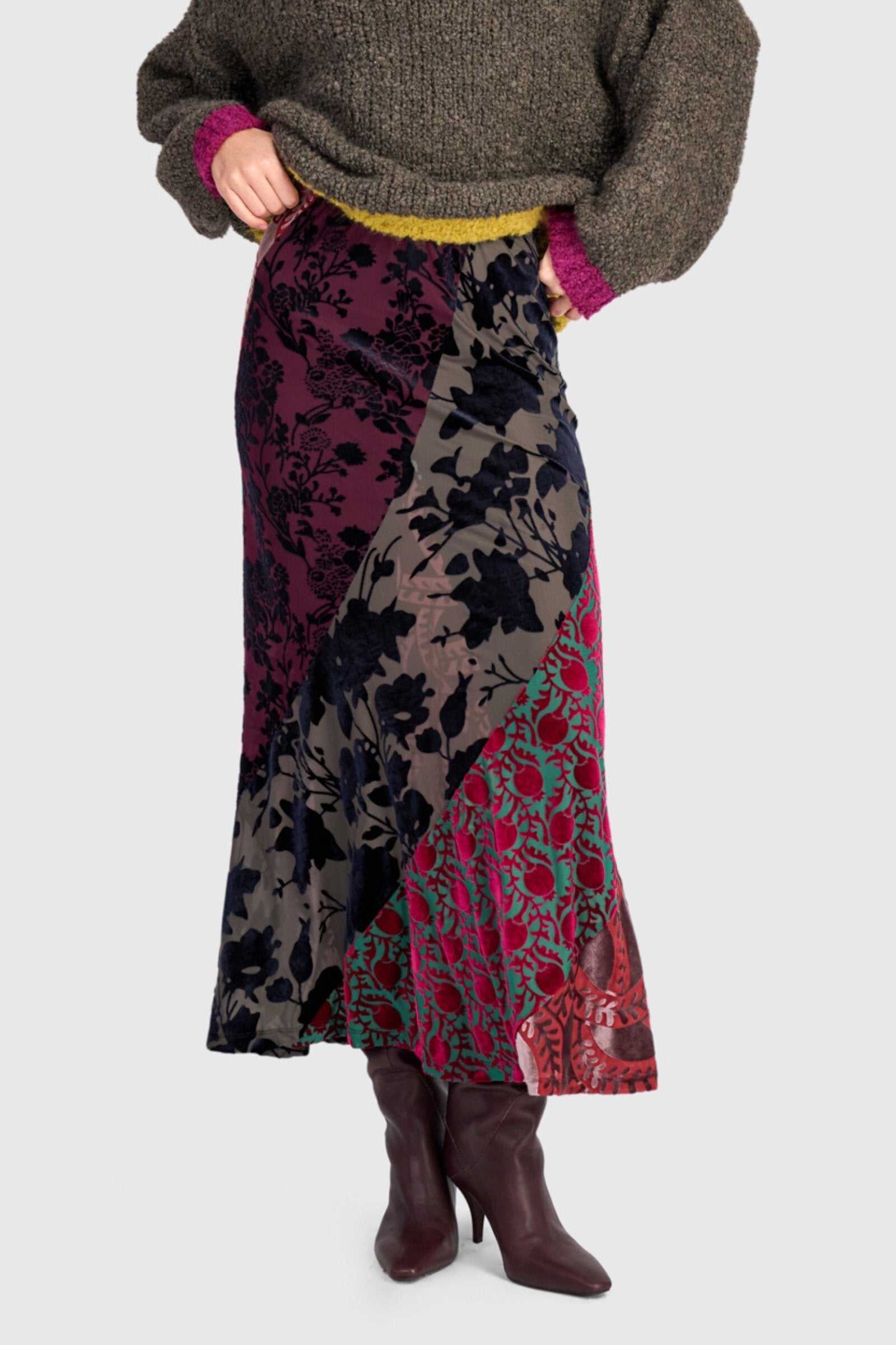 Reliquary Slim Skirt