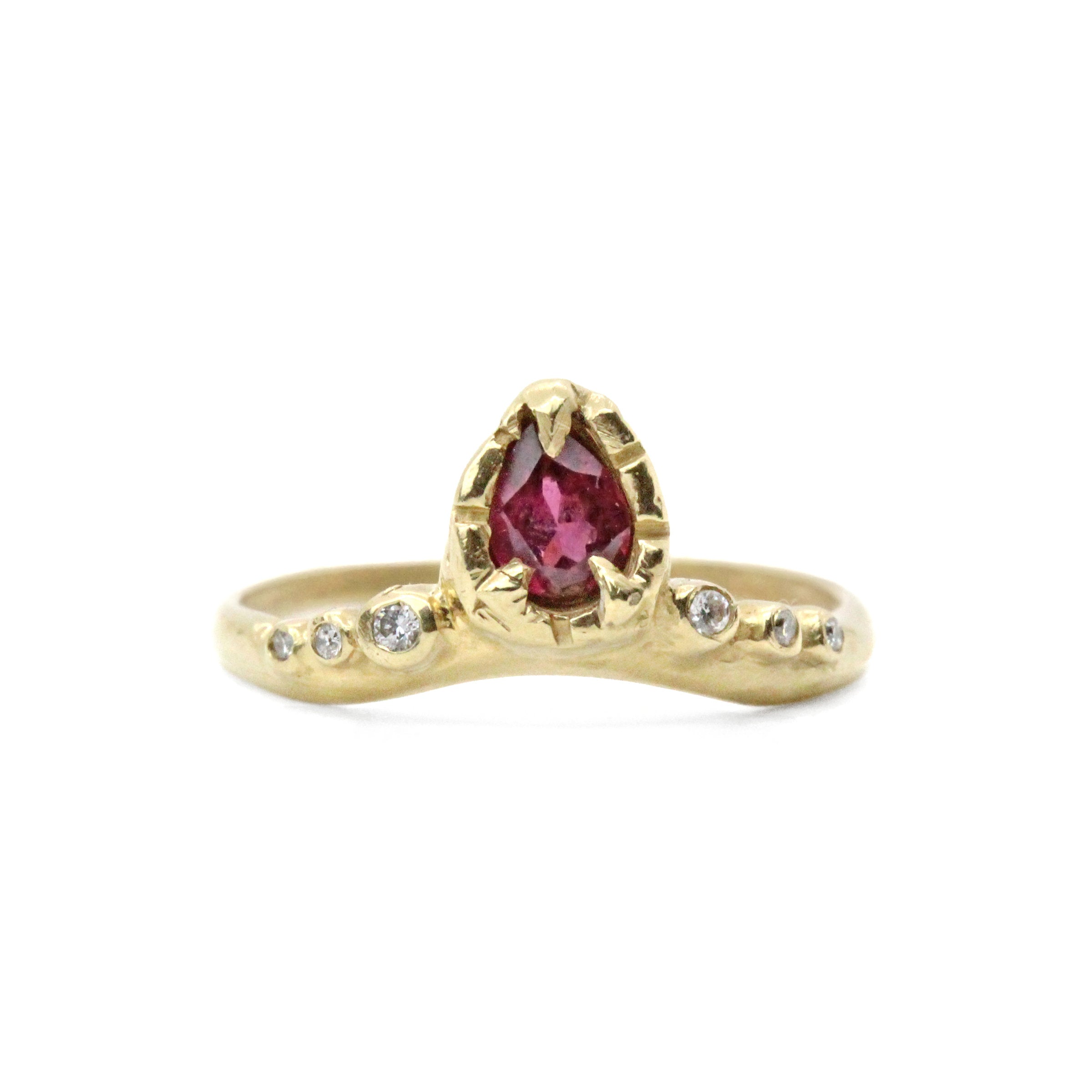 Garnet Aline Ring