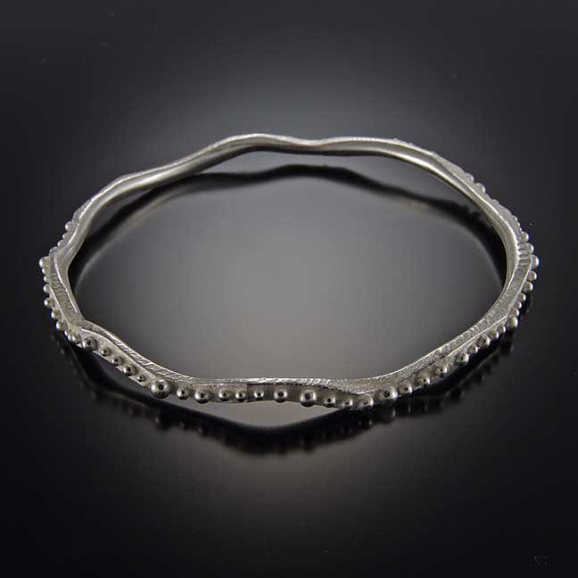 bumpy zig zag bangle