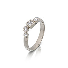 Garland Princess Ring by Gabriel Ofiesh (Diamond & Gold Ring)