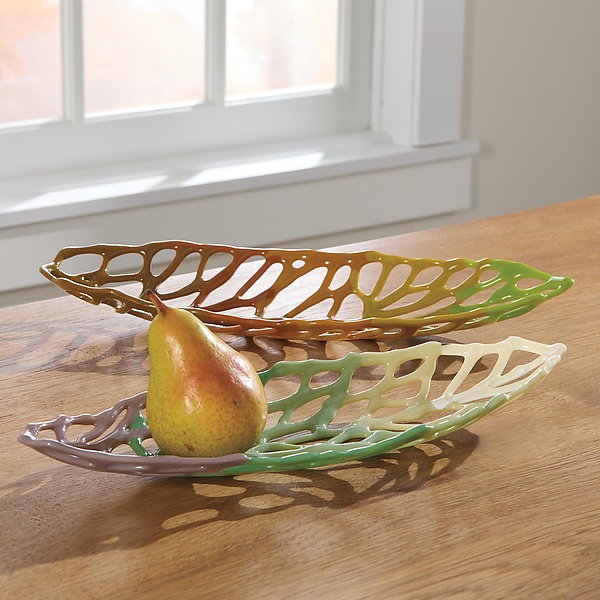 Cellular Leaf Platter by Sarinda Jones (Art Glass Platter) | Artful Home
