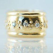 Romanesque Band with Diamonds by Ana Cavalheiro (Diamond & Gold Ring, Size 6.5)