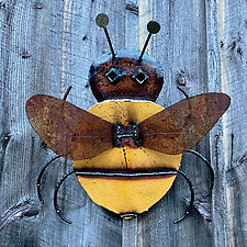 Honey Bee by Ben Gatski and Kate Gatski (Metal Wall Sculpture)