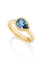 Pear Shaped Blue Sapphire Stacking Ring in 18k Yellow Gold by Diana Widman (Gold & Stone Ring)