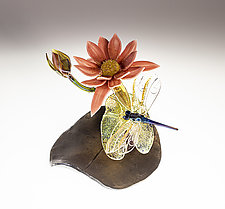 Small Pink Waterlily by Loy Allen (Art Glass Sculpture)