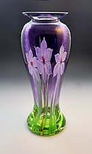Daffodils on Violet vase by Mayauel Ward (Art Glass Vase)