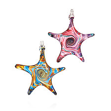 Starfish Friends by Mariel Waddell and Alexi Hunter (Art Glass Ornament)
