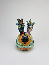 El y Ella - Enamorados II by Lilia Venier (Ceramic Jar)