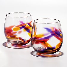 Helix Carafe with Stemless Red Wine Glasses by Michael Trimpol and Monique LaJeunesse (Art Glass Drinkware)