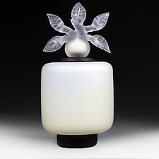 Novi Zivot Mali (New Life Petite) Vanilla Satin Cylinder by Eric Bladholm (Art Glass Vessel)