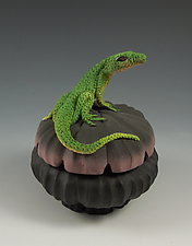 Lone Lizard Box by Nancy Y. Adams (Ceramic Sculpture)