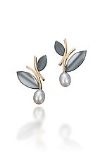 Alternating Leaf Earrings with White Pearl by Beth Solomon (Silver & Pearl Earrings)
