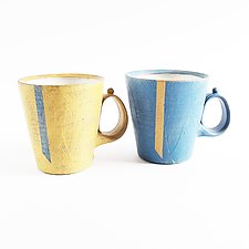 Twisted Handle Mug – Saori M Stoneware