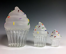 Cupcake Keepsake Box Trio by Sage Churchill-Foster (Art Glass Boxes)