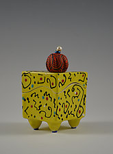 Mellow Yellow Box by Vaughan Nelson (Ceramic Box)