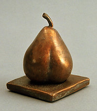 Heartsong Pear-Poire de Heartsong by Darlis Lamb (Bronze Sculpture)