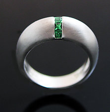 Dome Ring with Tsavorite by Claudia Endler (Silver & Stone Ring)